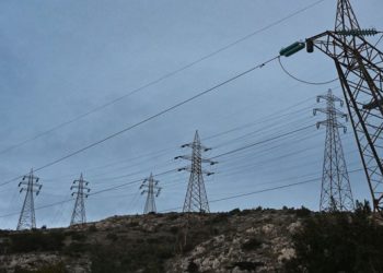 Κατατέθηκε η πρώτη συλλογική αγωγή κατά της ΔΕΗ
